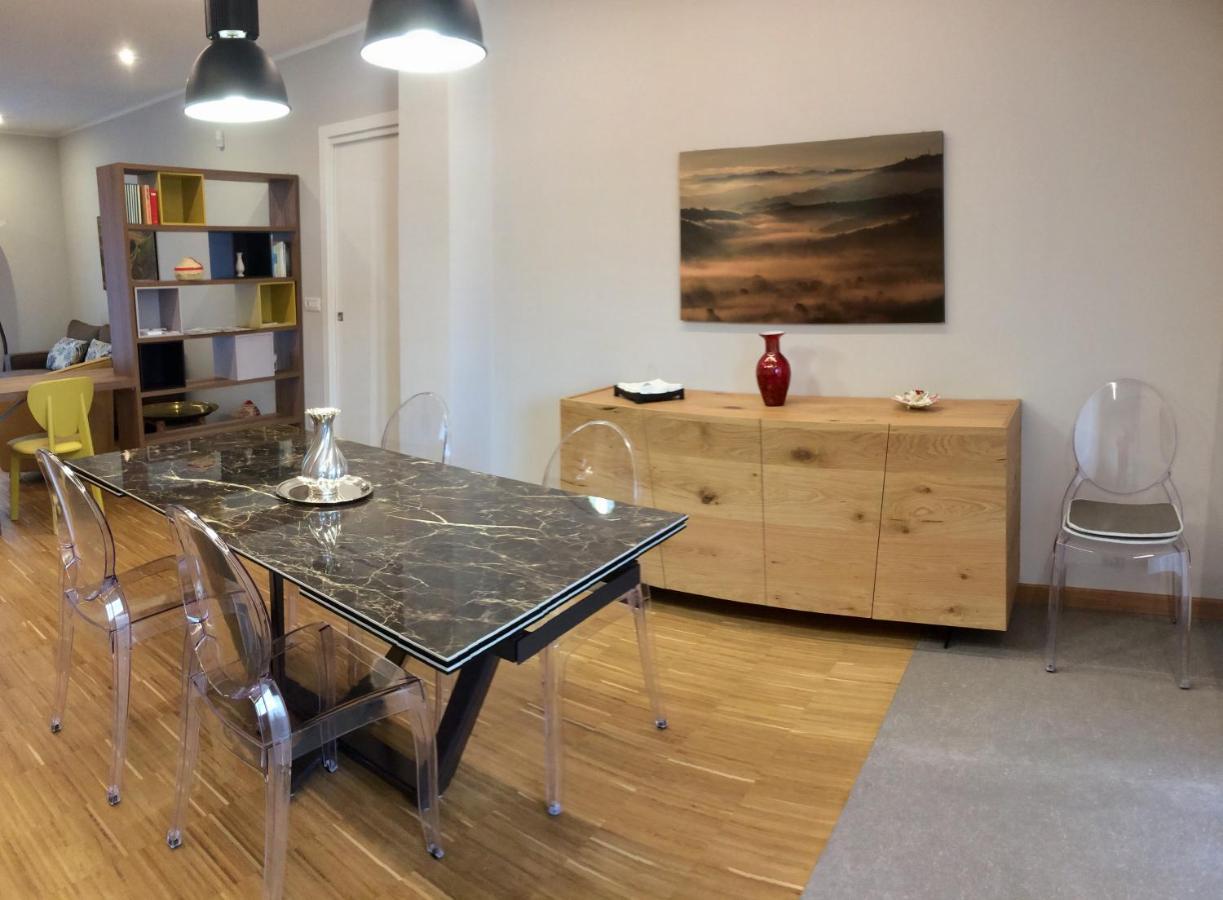 Residenza La Vedetta Apartment อัลบา ภายนอก รูปภาพ